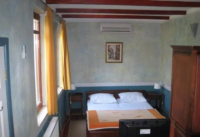 پانسیون Villa Botticelli