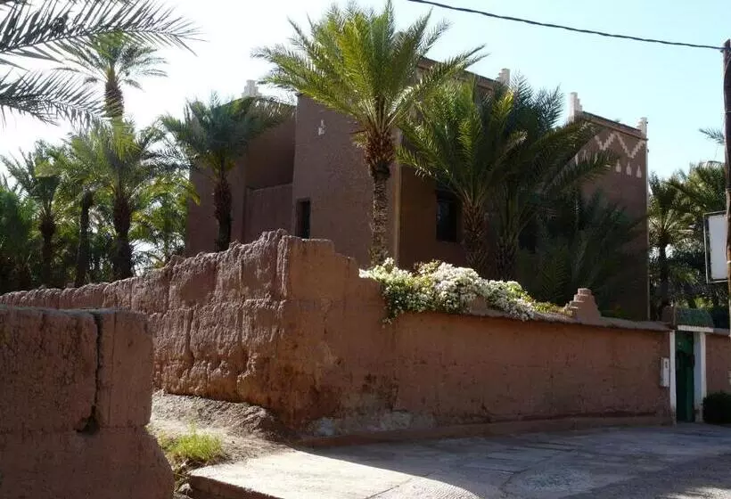 تختخواب و صبحانه Dar Nakhla   Zagora Guest House