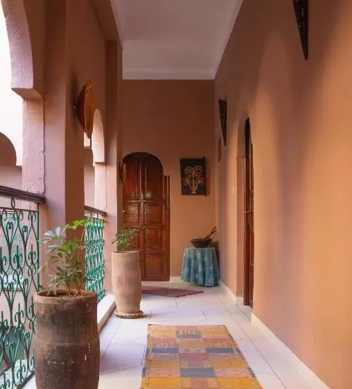 تختخواب و صبحانه Dar Nakhla   Zagora Guest House