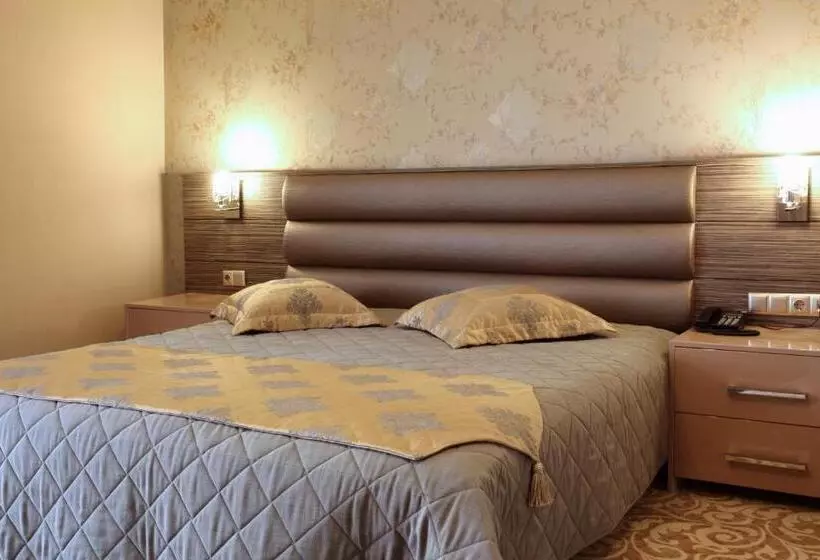 هتل Balturk House