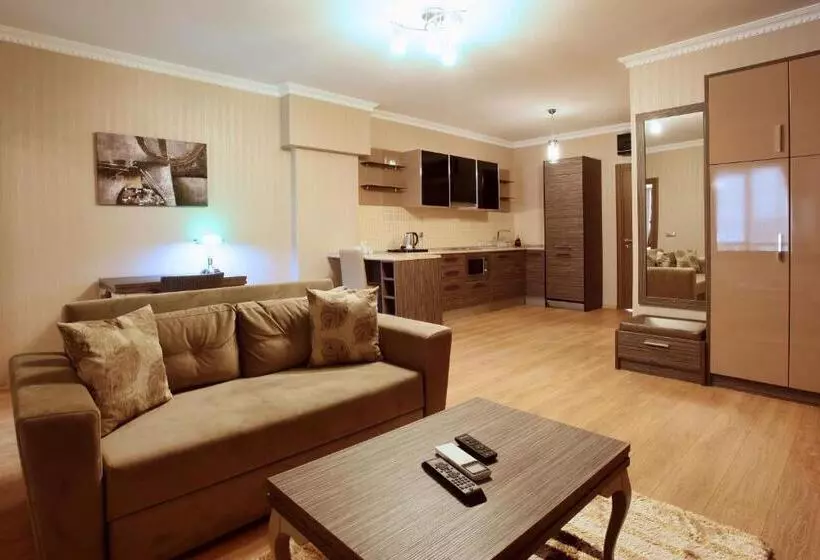 هتل Balturk House