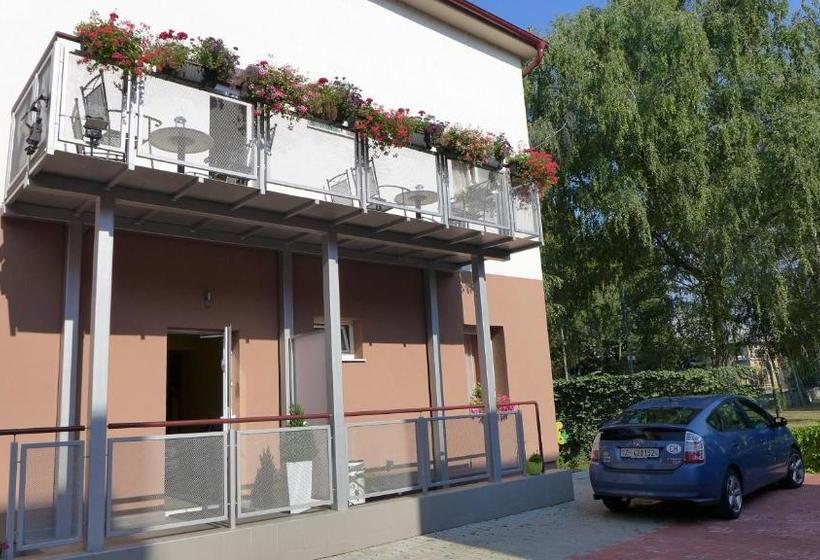 بنسيون Park   2 Izbové Apartmány Na Prenájom