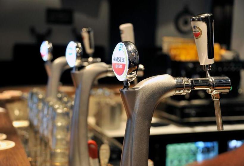 Пансион Herberg De Zwaan Hedel