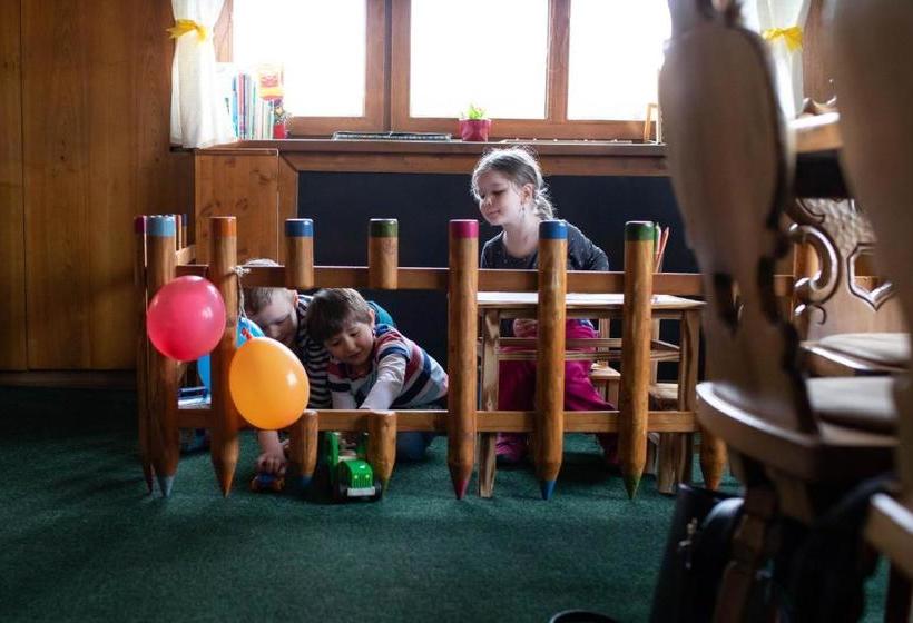 膳宿费 Hotýlek U Kance