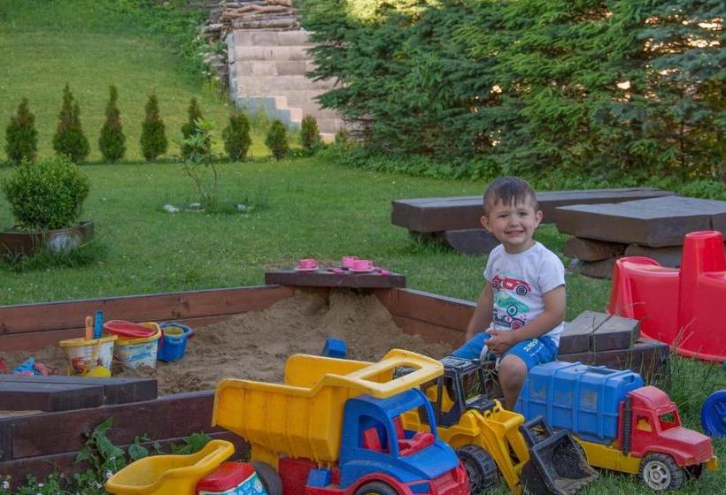 膳宿费 Hotýlek U Kance