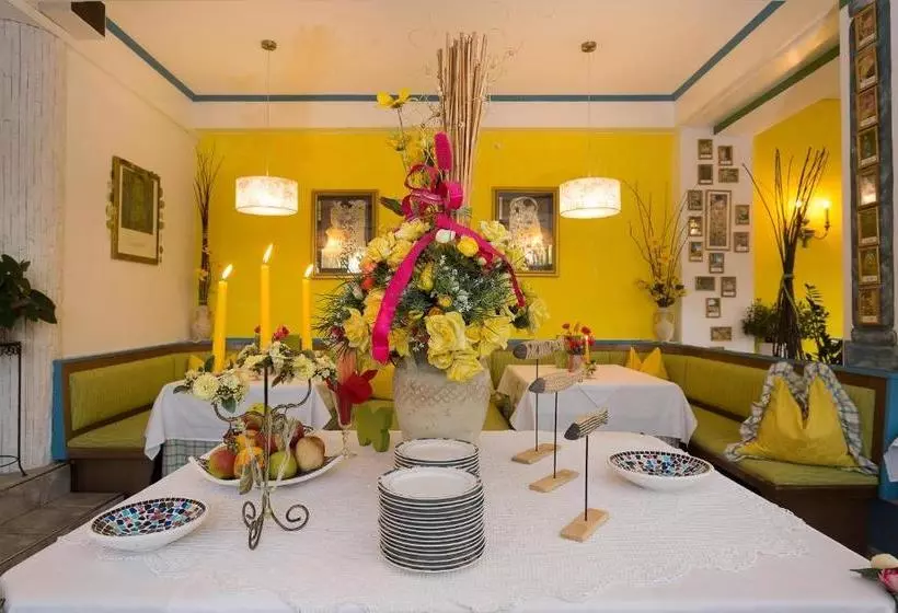 پانسیون Landhaus Gastein