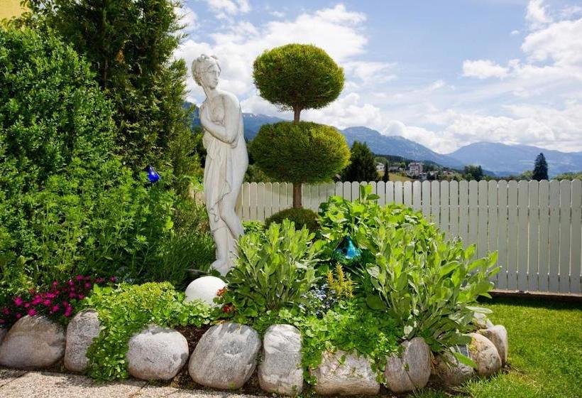 פנסיון Landhaus Gastein