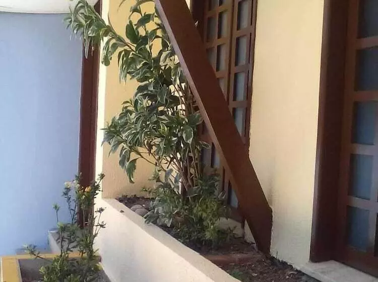 ペンション Pousada Encantos Da Atalaia