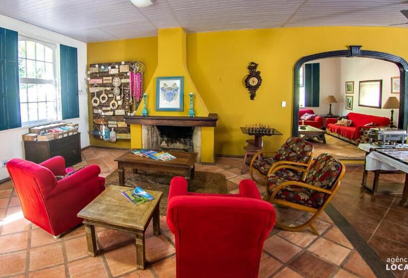 پانسیون Pousada Villa Agrifoglio