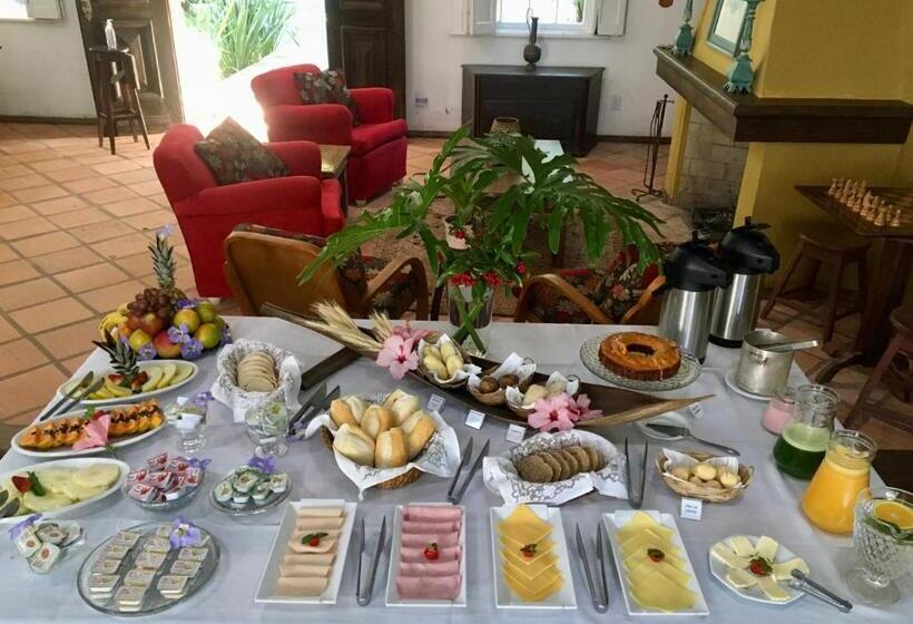 پانسیون Pousada Villa Agrifoglio