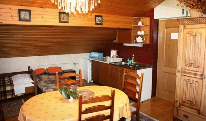 پانسیون Sobe Apartma Milena
