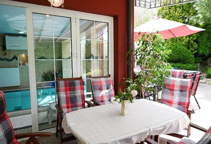 פנסיון Szt. Flórián Vendégház