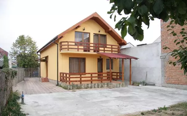 پانسیون Vila Korona