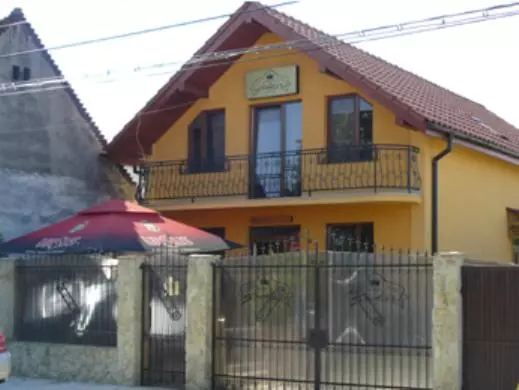 پانسیون Vila Korona