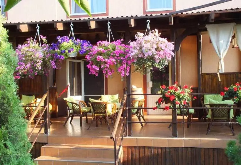 Pension Larisa