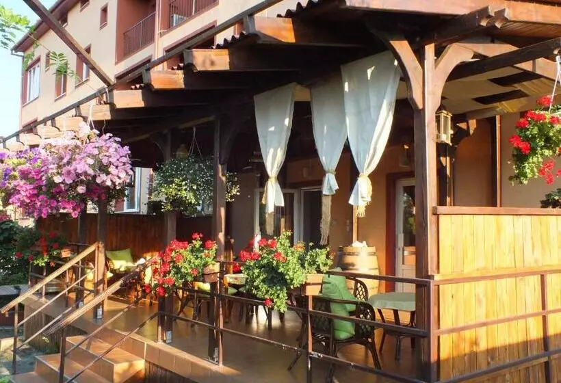 Pension Larisa