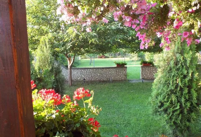 Pension Larisa