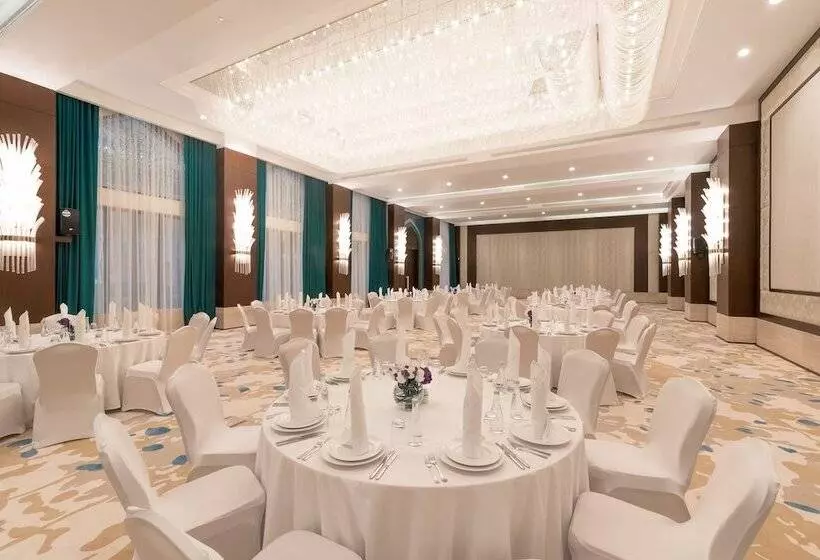 Al Najada Doha Hotel Apartments By Oaks
