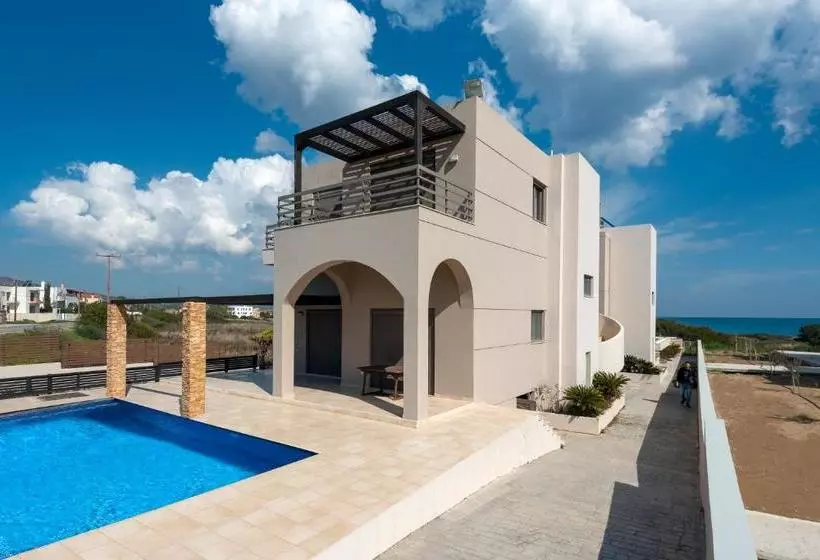 ホテル Blue Wave Villas