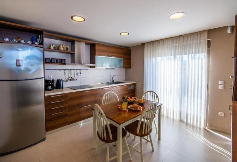 בית מלון כפרי Blue Wave Villas