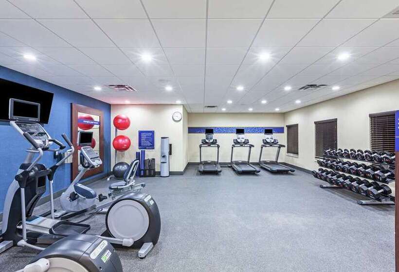 ホテル Hampton Inn Gardner Conference Center