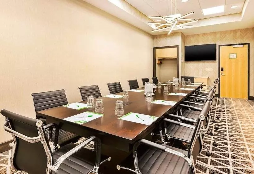 Hotelli Holiday Inn & Suites   Toledo Southwest   Perrysburg, An Ihg