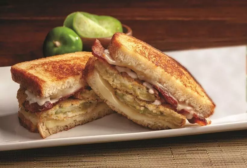 Hotelli Holiday Inn & Suites   Toledo Southwest   Perrysburg, An Ihg