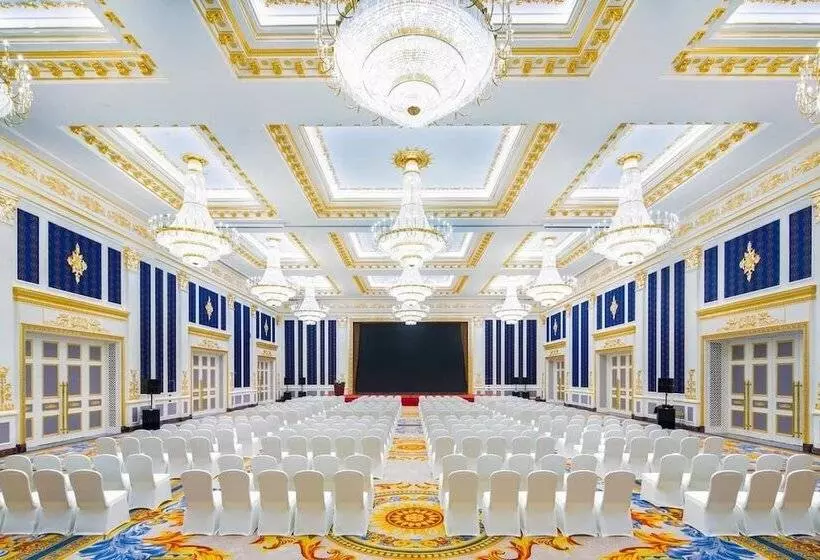 Hotelli Howard Johnson Plaza Ningbo