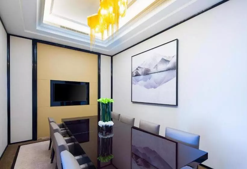 Hotelli Howard Johnson Plaza Ningbo