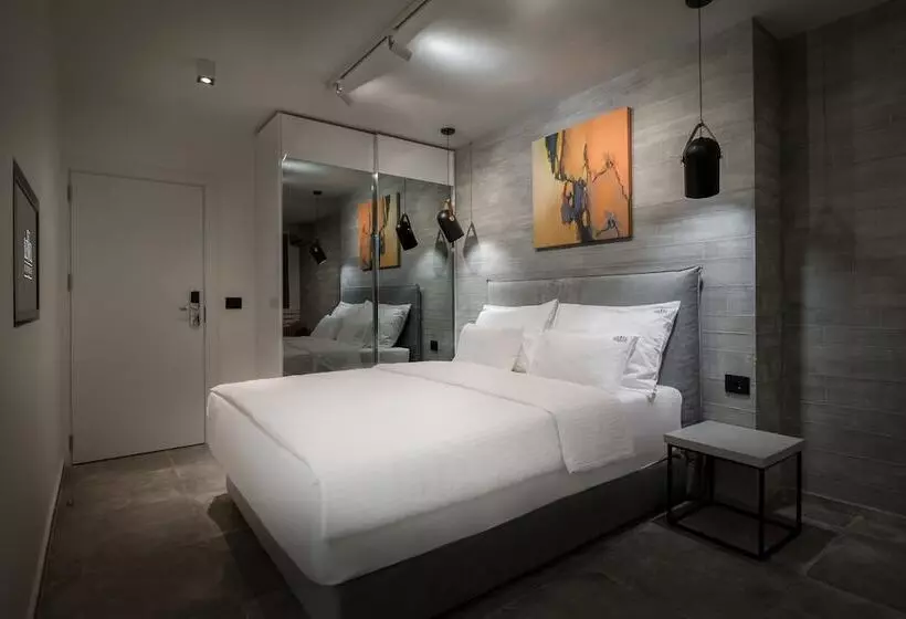 هتل Level Luxury Suites