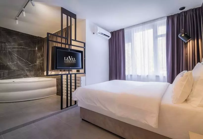هتل Level Luxury Suites