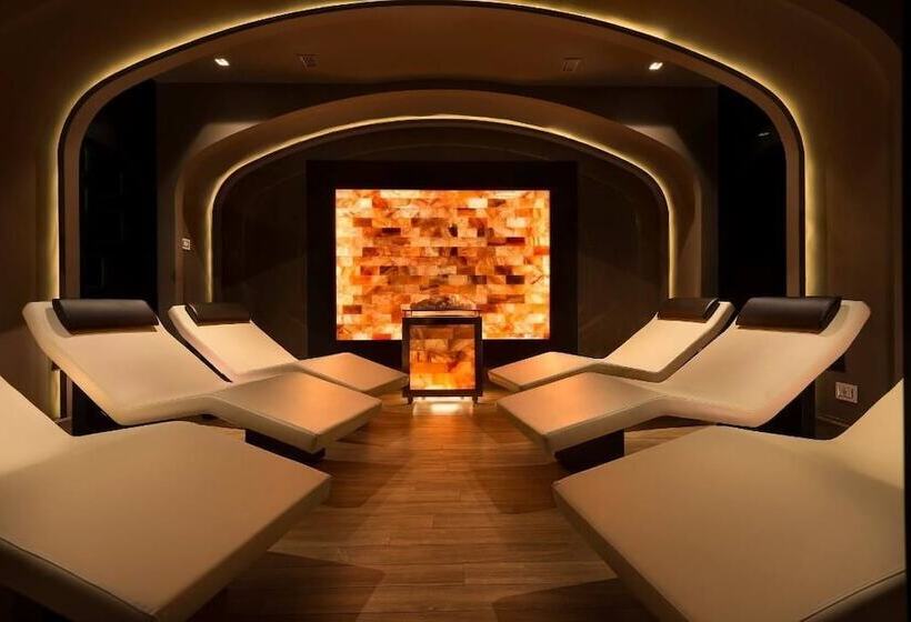 Wellness Santa Hotel   Adults Plus12