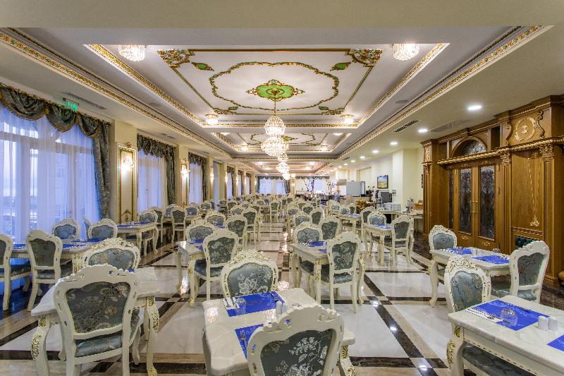 Wellness Santa Hotel   Adults Plus12