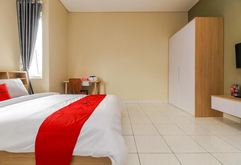بنسيون Reddoorz @ Cilandak Barat