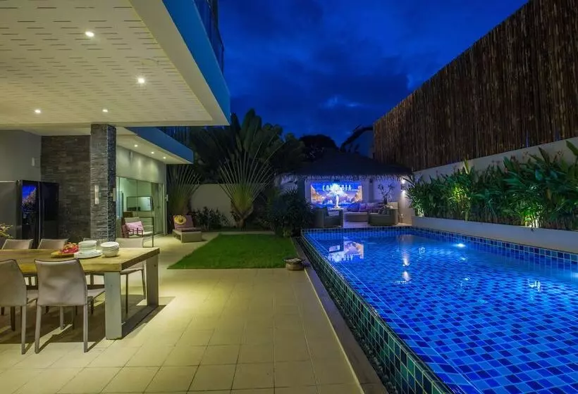 Beachside Villa Baylis