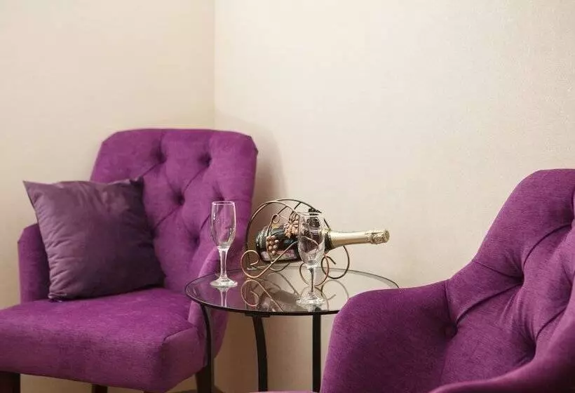 Aamiaismajoitus (B&B) Velvet