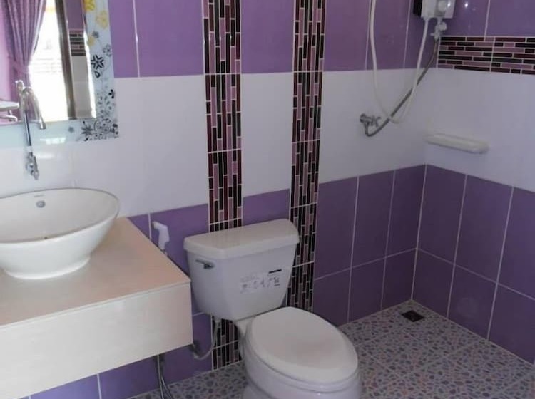 פונדק Baan Mulan