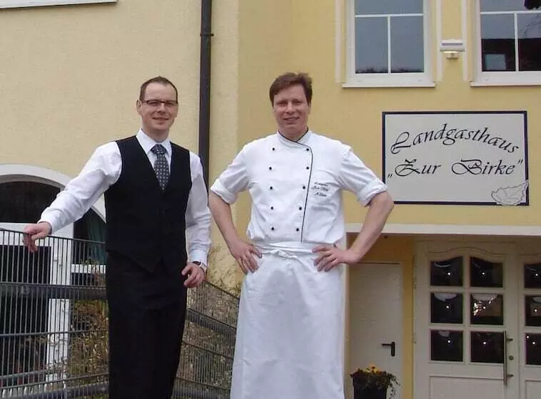 Hotelli Landgasthaus Zur Birke