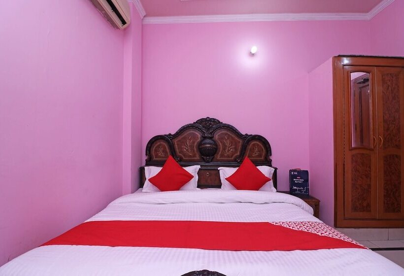 Oyo 26906 Hotel Tarang