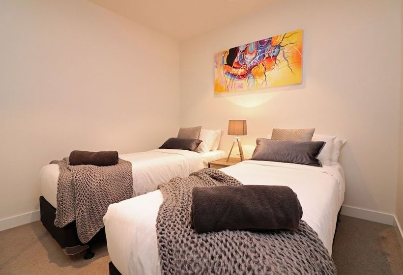 Urban Eden In South Yarra