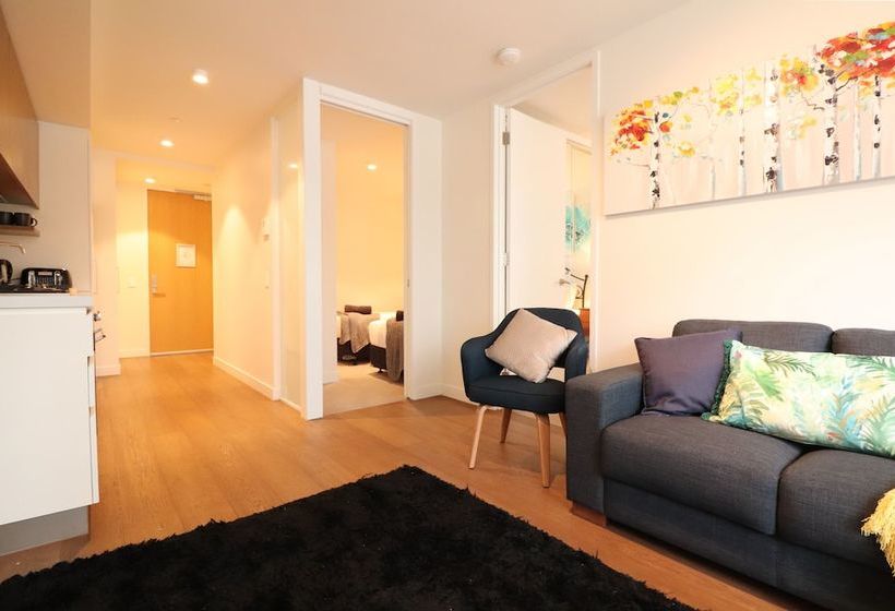 Urban Eden In South Yarra