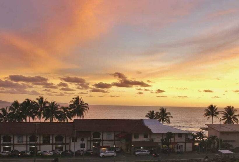 צימר 77 Sunset Plaza