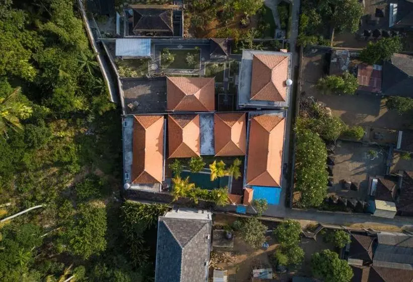 ベッドアンドブレックファースト Kalya Villa By Supala