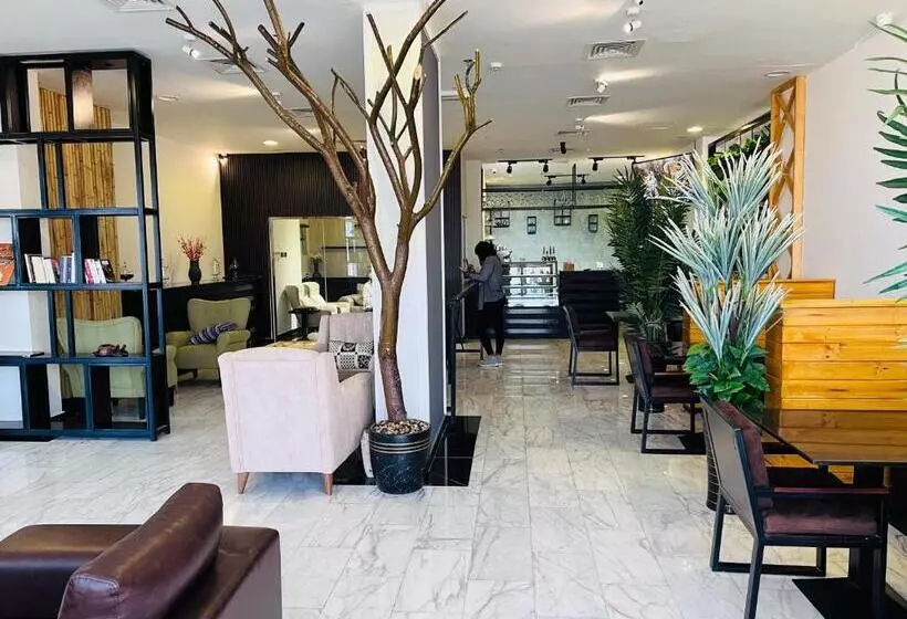 Golden Crown Hotel Alseeb Muscat