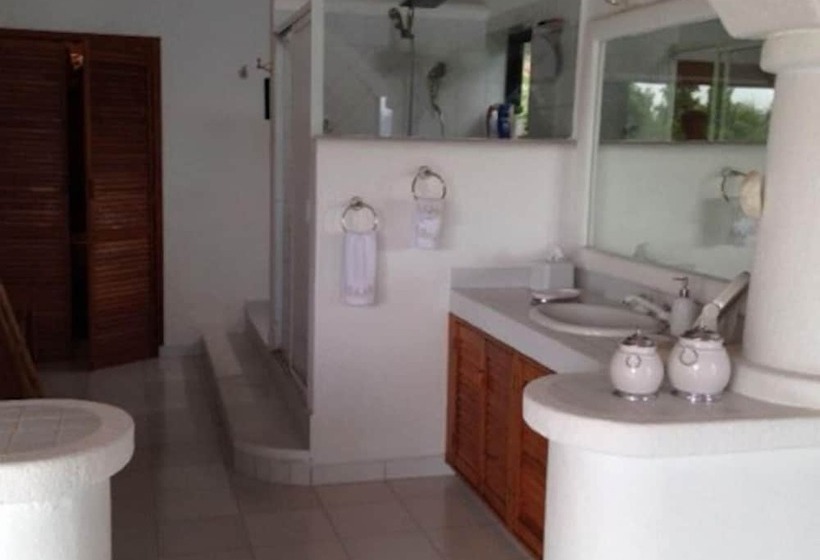 Hermosa Villa En Teques