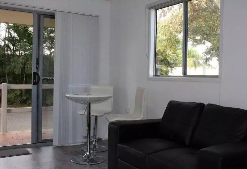 Hostelli Huntsville Caravan Park