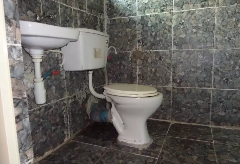 هتل Abi K Suites And Inn