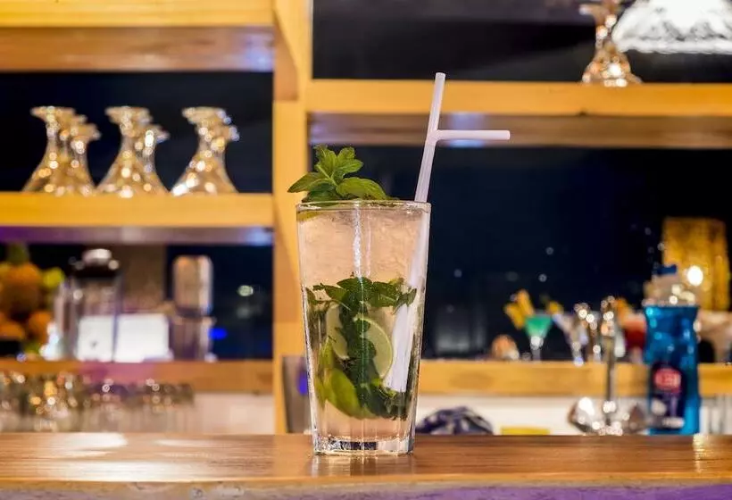 هتل Azur Paradise