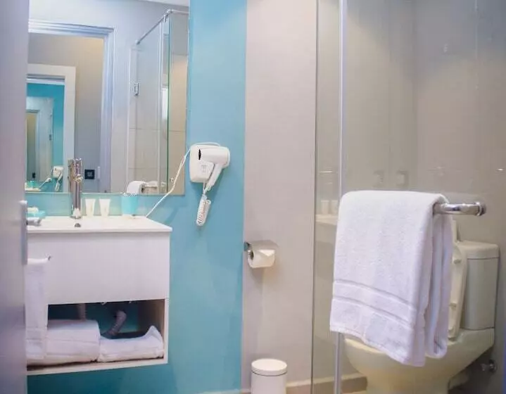 هتل Azur Paradise