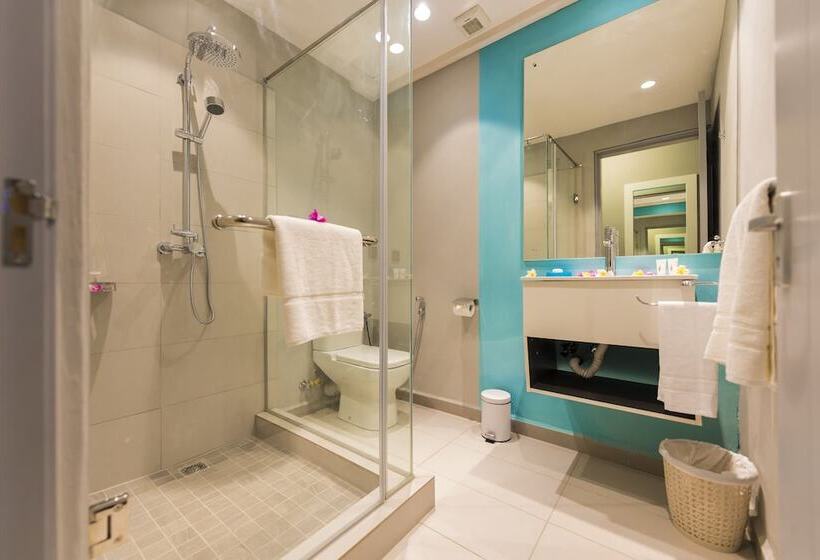 Отель Azur Paradise